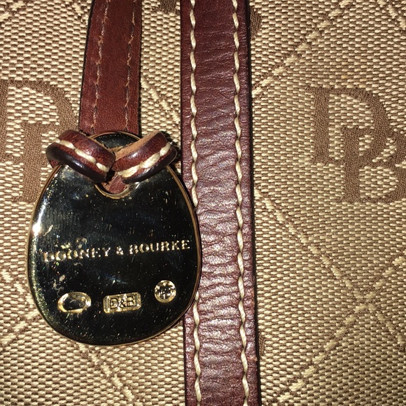Dooney & Bourke bag - Picture 6 of 7